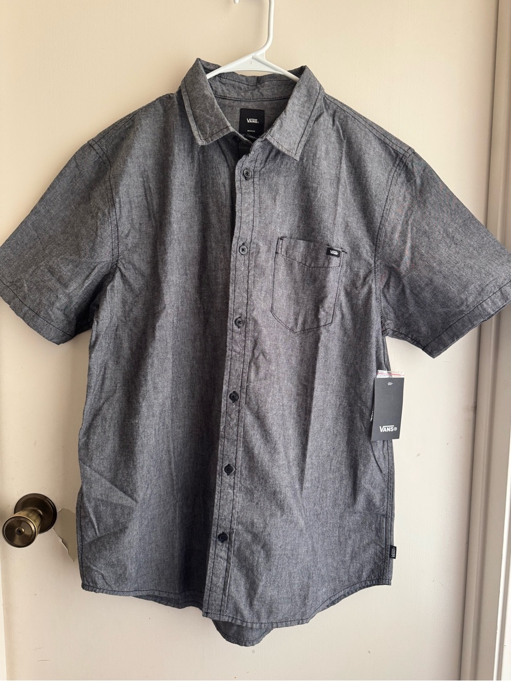 Vans Men’s Short-Sleeve Button-Up Shirt in Charcoal Gray NWT